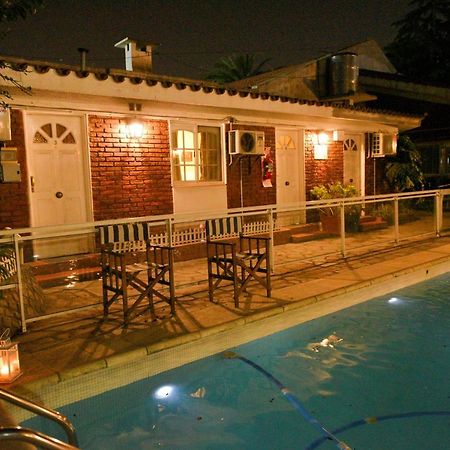 Bernie'S Bed & Breakfast , A 3 Kilometros Del Aerop Ezeiza, Van ,In-Out, Free Ezeiza Airport Kültér fotó