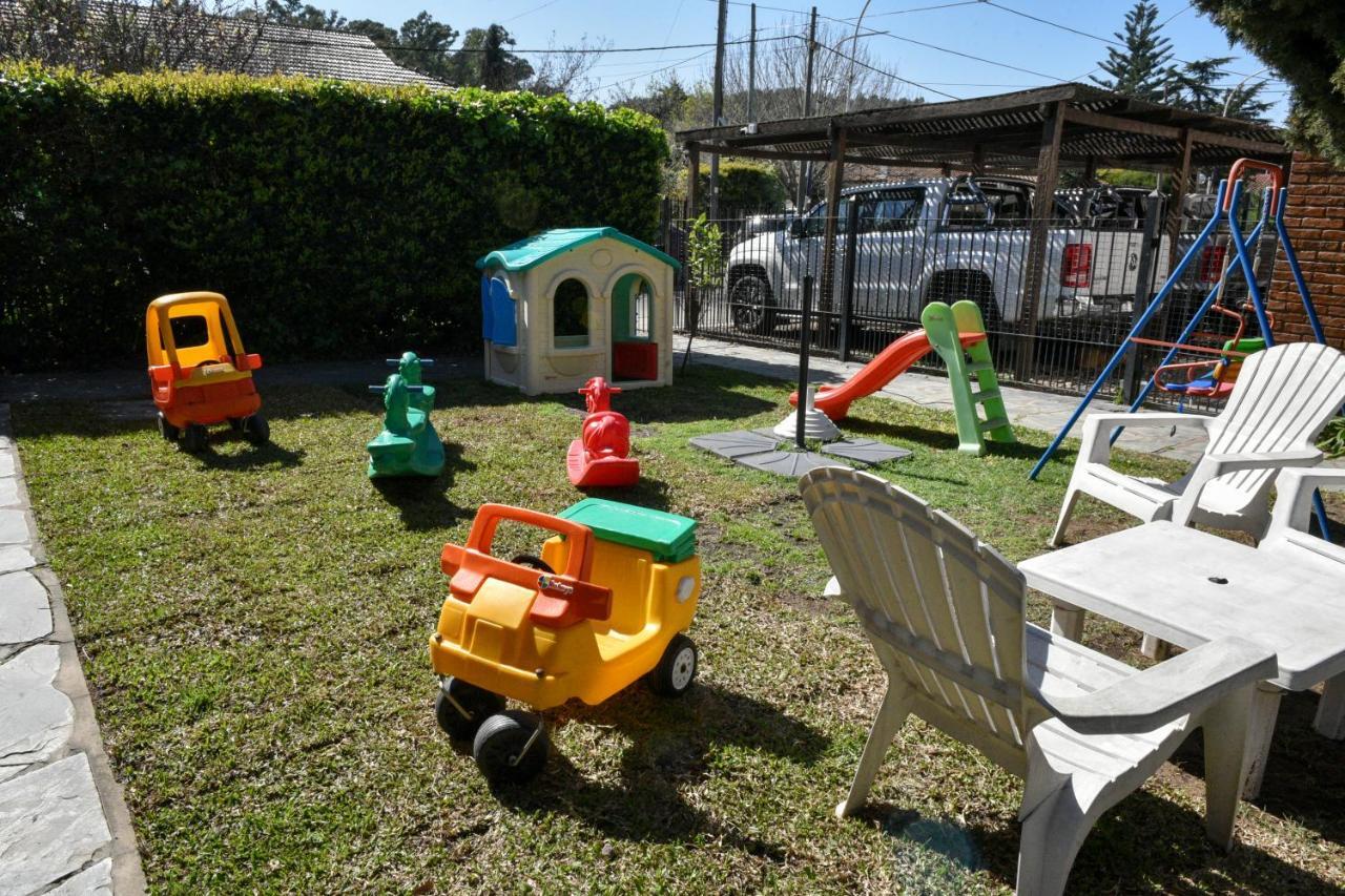 Bernie'S Bed & Breakfast , A 3 Kilometros Del Aerop Ezeiza, Van ,In-Out, Free Ezeiza Airport Kültér fotó